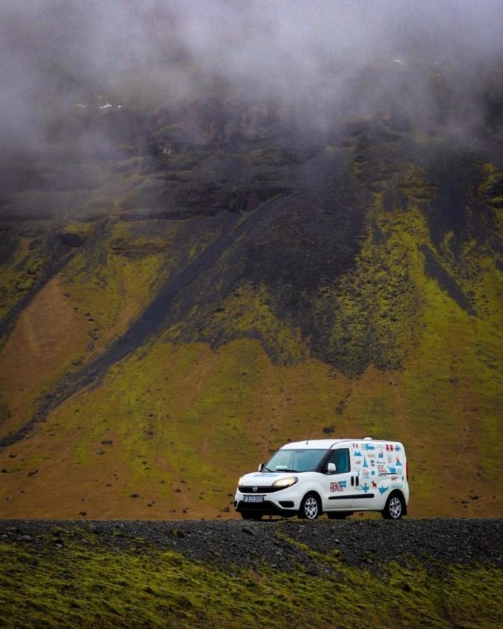 Rent Campervans Hotel Keflavík Kültér fotó