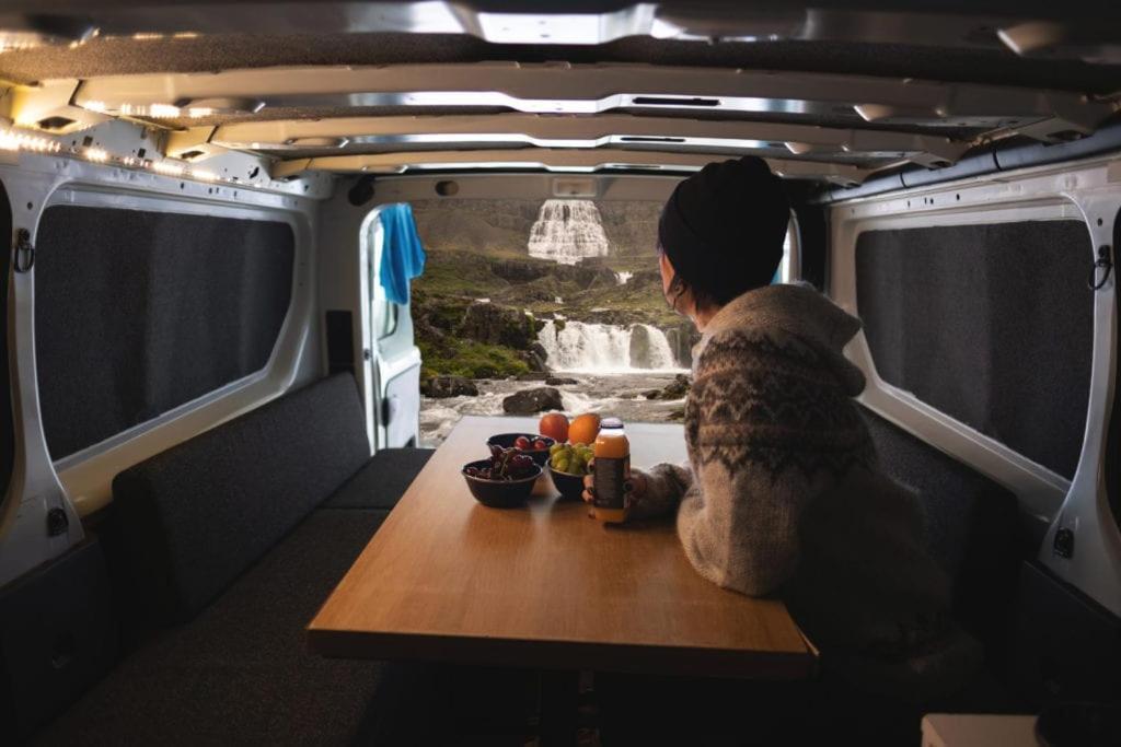 Rent Campervans Keflavík Kültér fotó